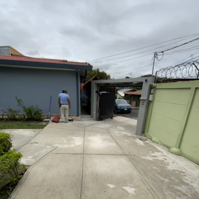 Garajes y accesos en Remodelación Portón de acceso
